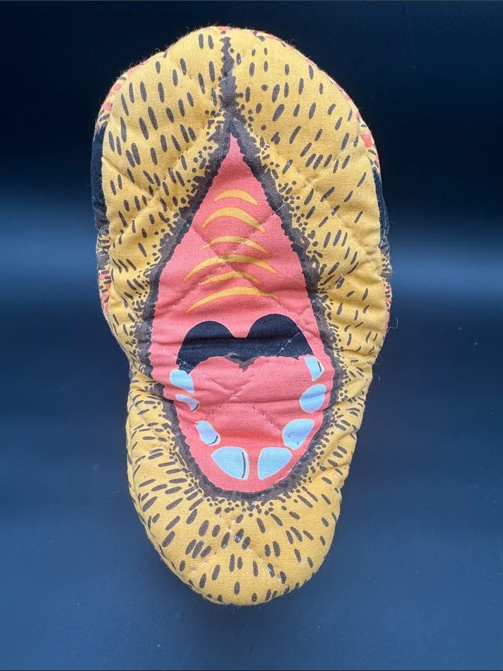 Vintage 1992 Boston Warehouse Trading Corp moose-shaped oven mitt